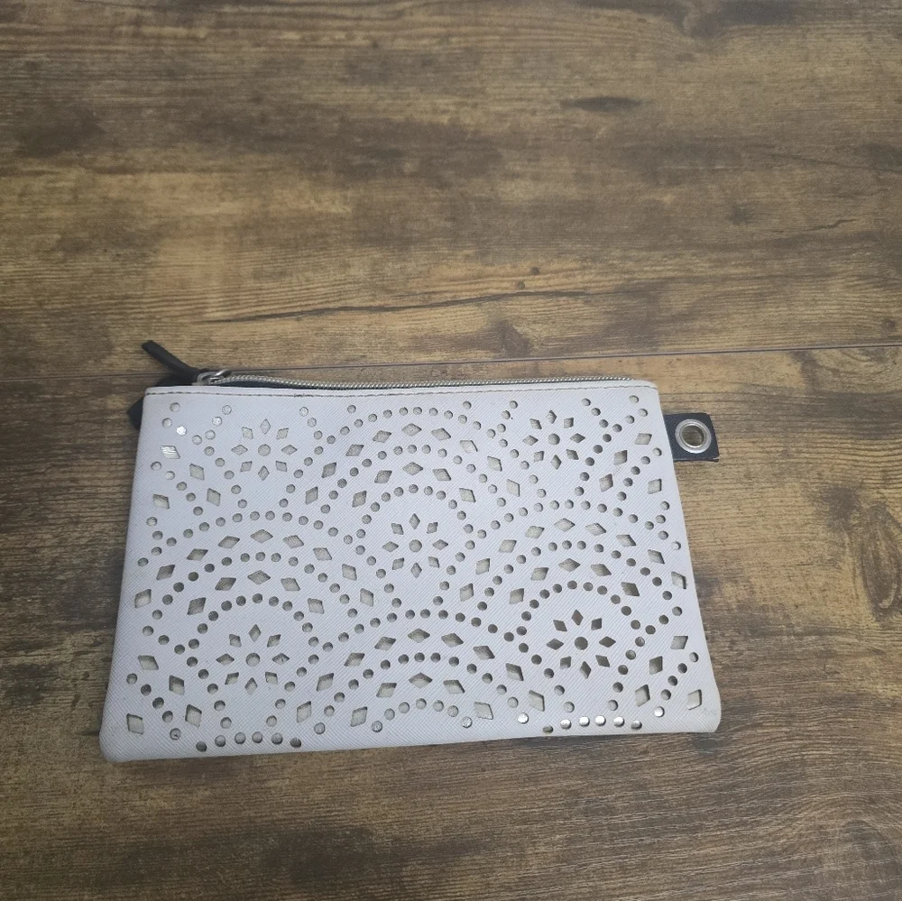 Victoria's Secret White Clutch Bag Or Make Up Bag